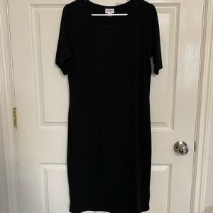 LuLaRoe Julia, solid black, size large